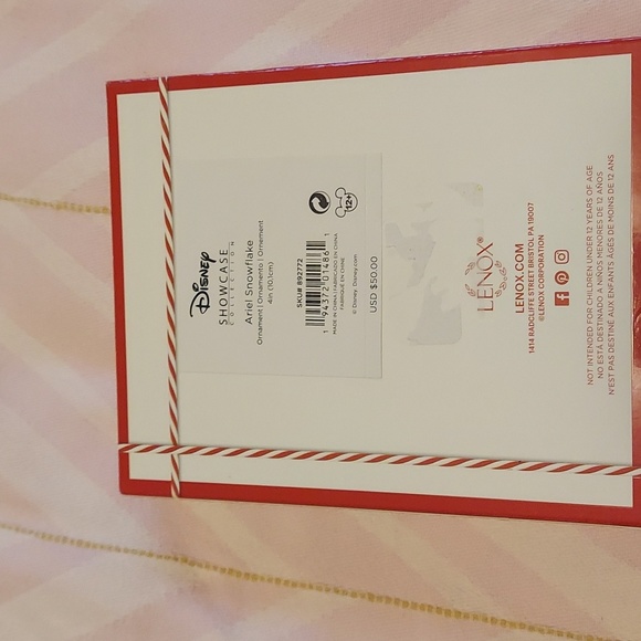 Lennox- Ariel Snowflake ornament - Picture 5 of 7